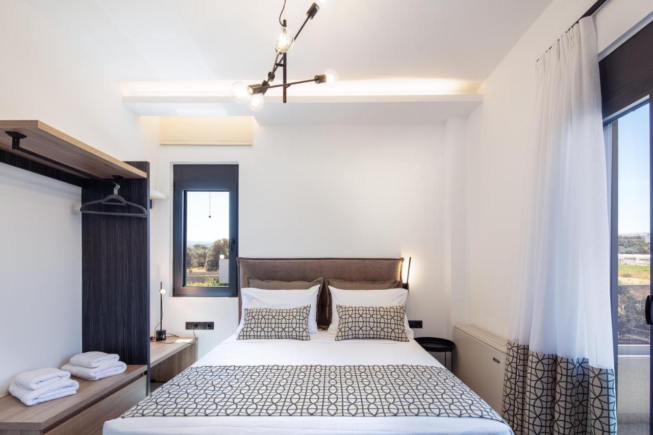 Sunnyside Villas, Ideal For Vibrant Stays,By Thinkvilla Pigianos Kampos  Екстер'єр фото