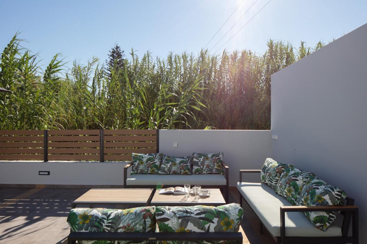 Sunnyside Villas, Ideal For Vibrant Stays,By Thinkvilla Pigianos Kampos  Екстер'єр фото